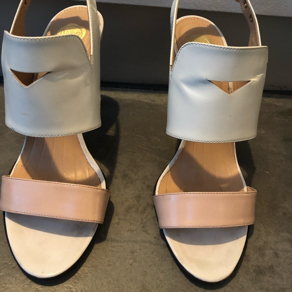 Victor and Rolf pump - Picture 2 of 6